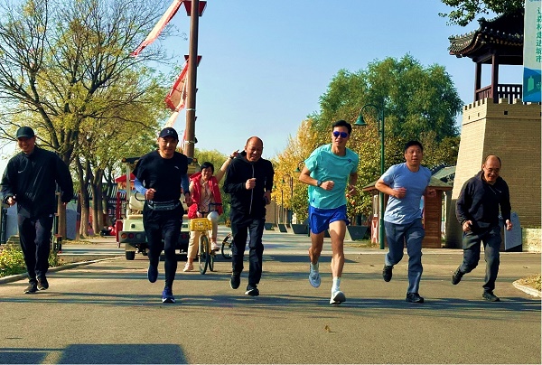 市重大项目办组织开展五公里路跑赛.jpg