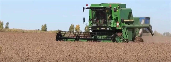 从政府工作报告一组数据 看我国发展的蓬勃活力2.jpg